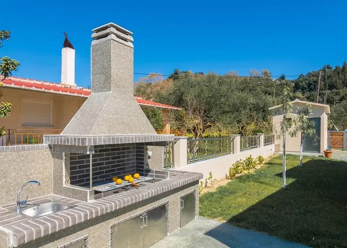 Villa Adiola, An Unrivalled Retreat Kalamákion