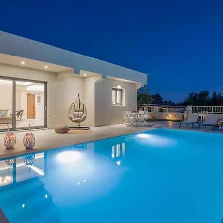 Adiola, An Unrivalled Retreat By Mindyourvilla Villa *